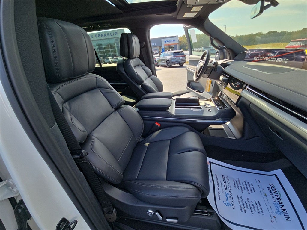 2025 Lincoln Navigator L Reserve