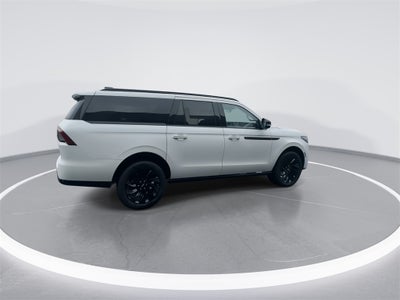 2026 Lincoln Navigator L Reserve