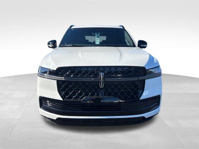 2027 Lincoln Navigator L Reserve