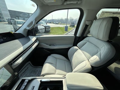 2026 Lincoln Navigator L Reserve