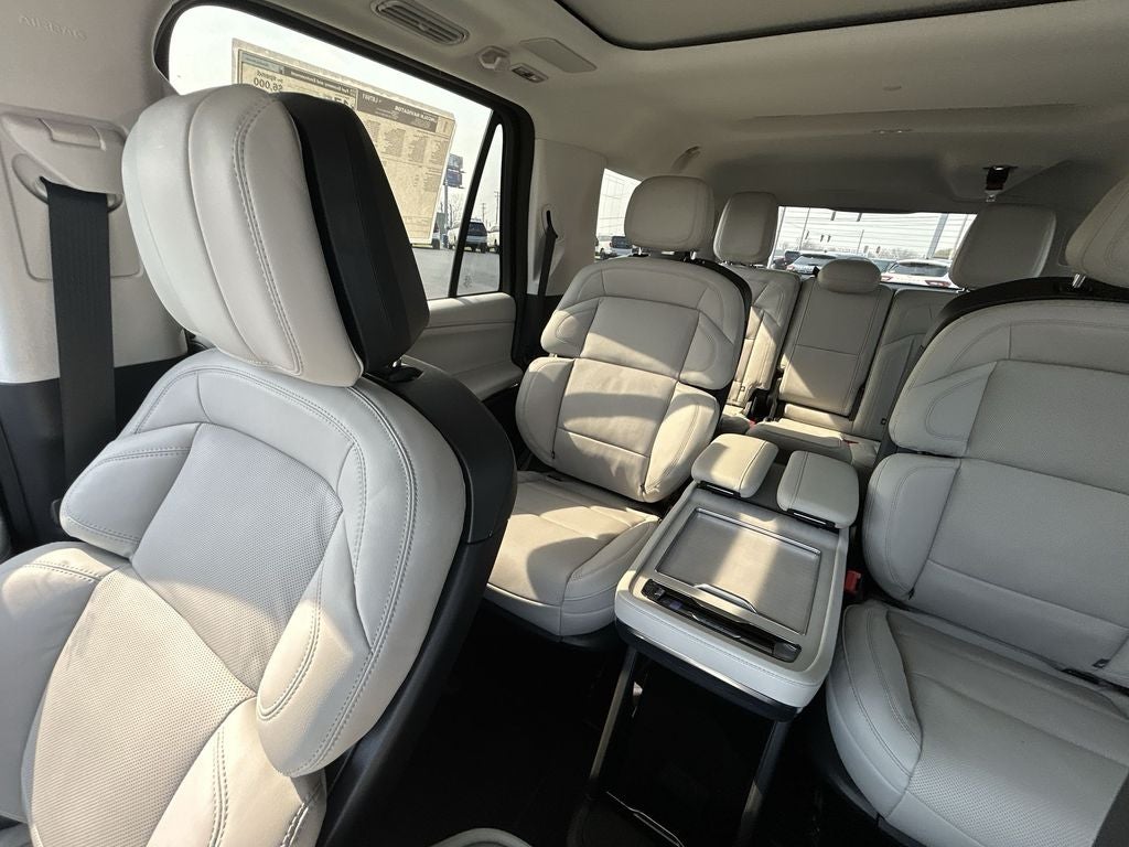 2026 Lincoln Navigator L Reserve