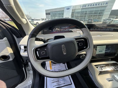2026 Lincoln Navigator L Reserve