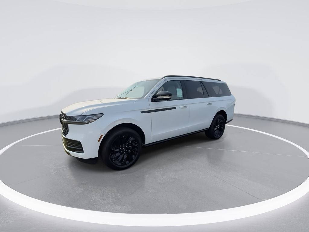 2026 Lincoln Navigator L Reserve