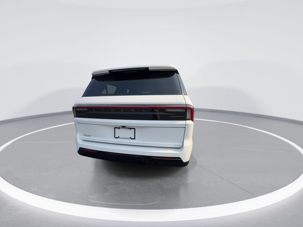 2026 Lincoln Navigator L Reserve
