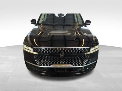 2027 Lincoln Navigator L Reserve