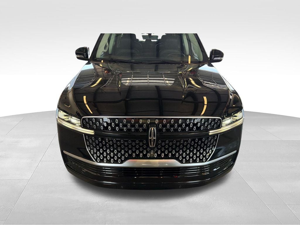 2027 Lincoln Navigator L Reserve