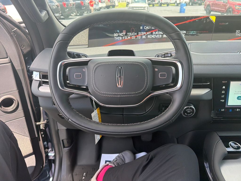 2027 Lincoln Navigator L Reserve