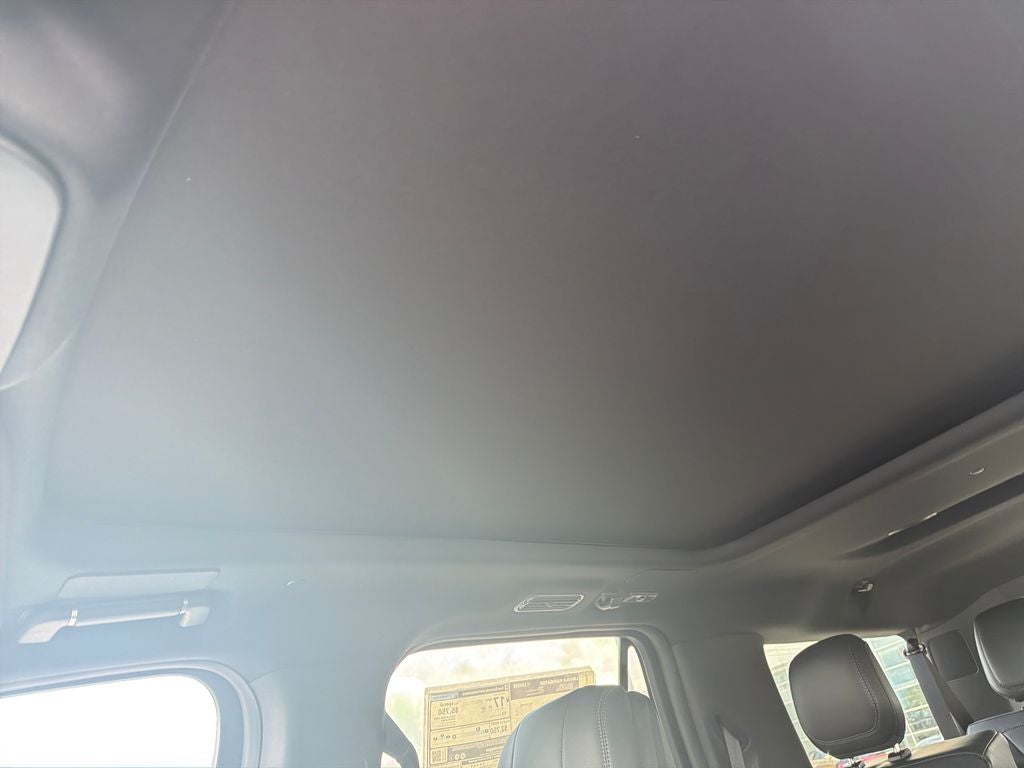 2027 Lincoln Navigator L Reserve