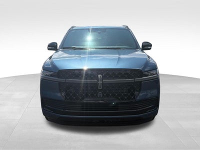 2027 Lincoln Navigator L Reserve