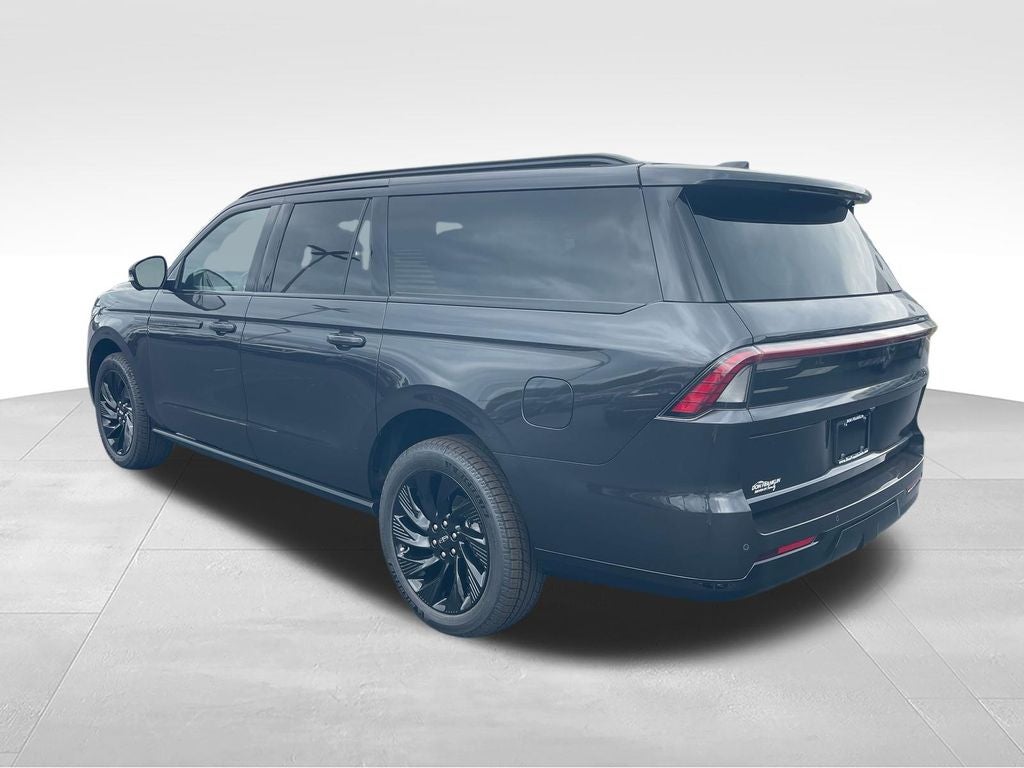 2027 Lincoln Navigator L Reserve
