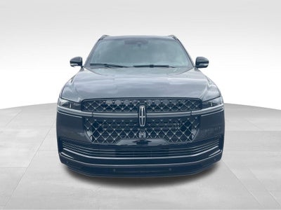 2027 Lincoln Navigator L Reserve