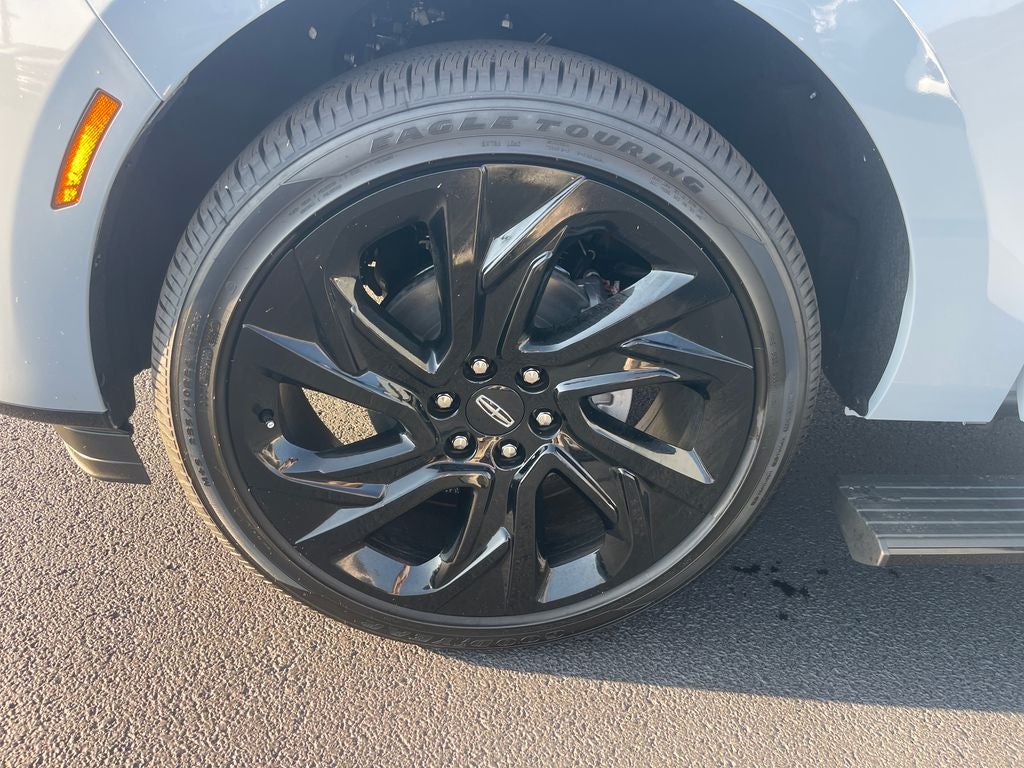 2027 Lincoln Navigator L Reserve