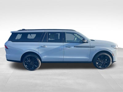 2027 Lincoln Navigator L Reserve