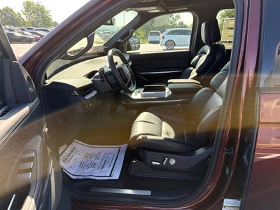 2027 Lincoln Navigator L Reserve