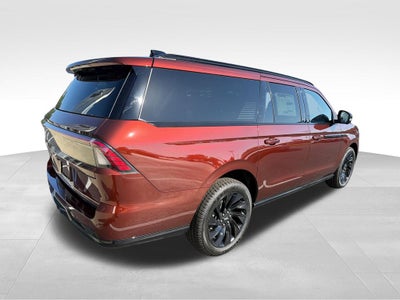 2027 Lincoln Navigator L Reserve