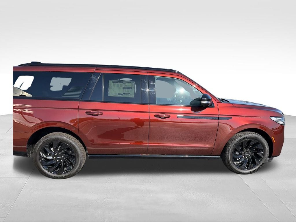 2027 Lincoln Navigator L Reserve