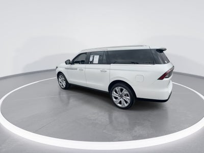 2025 Lincoln Navigator L Reserve