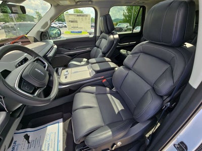 2025 Lincoln Navigator L Reserve