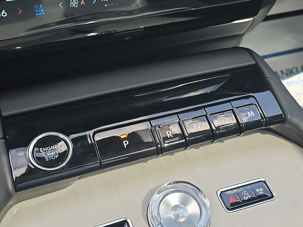 2025 Lincoln Navigator L Reserve