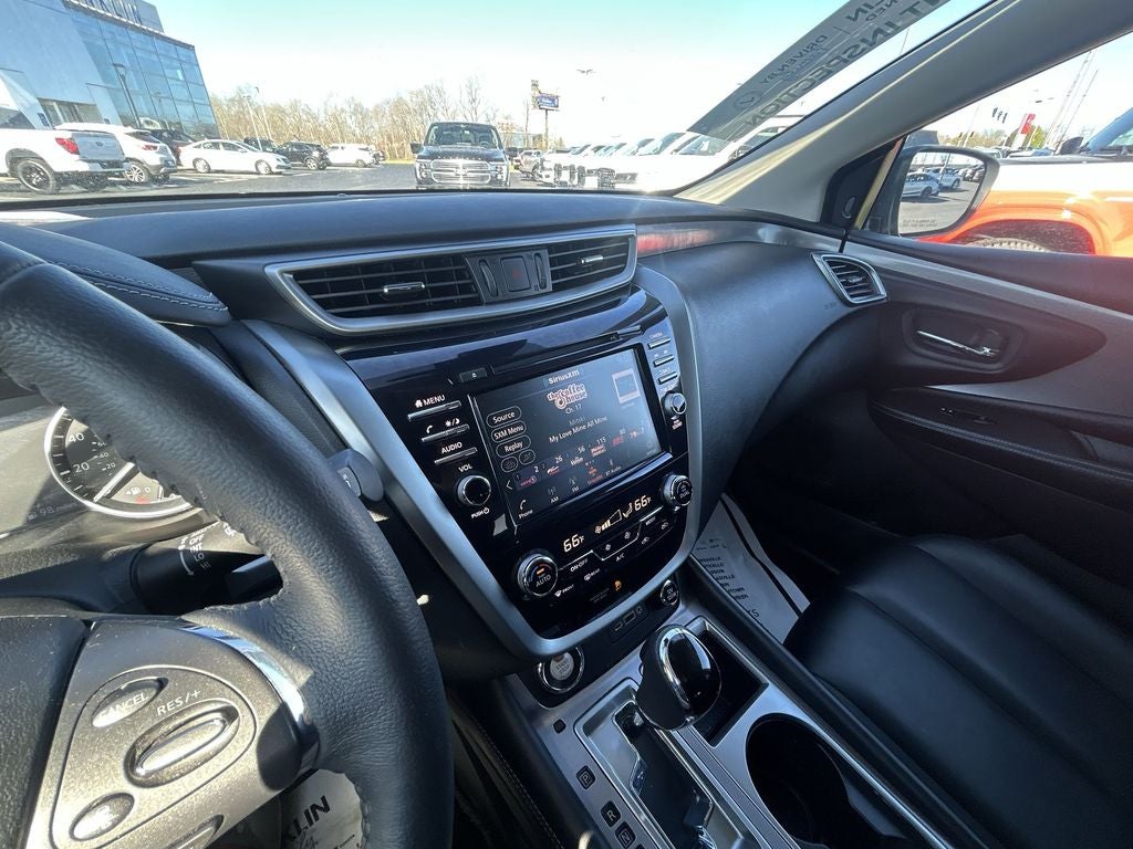 2023 Nissan Murano SV