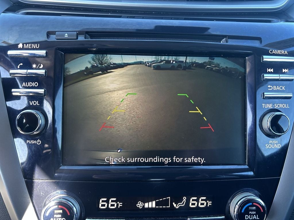 2023 Nissan Murano SV