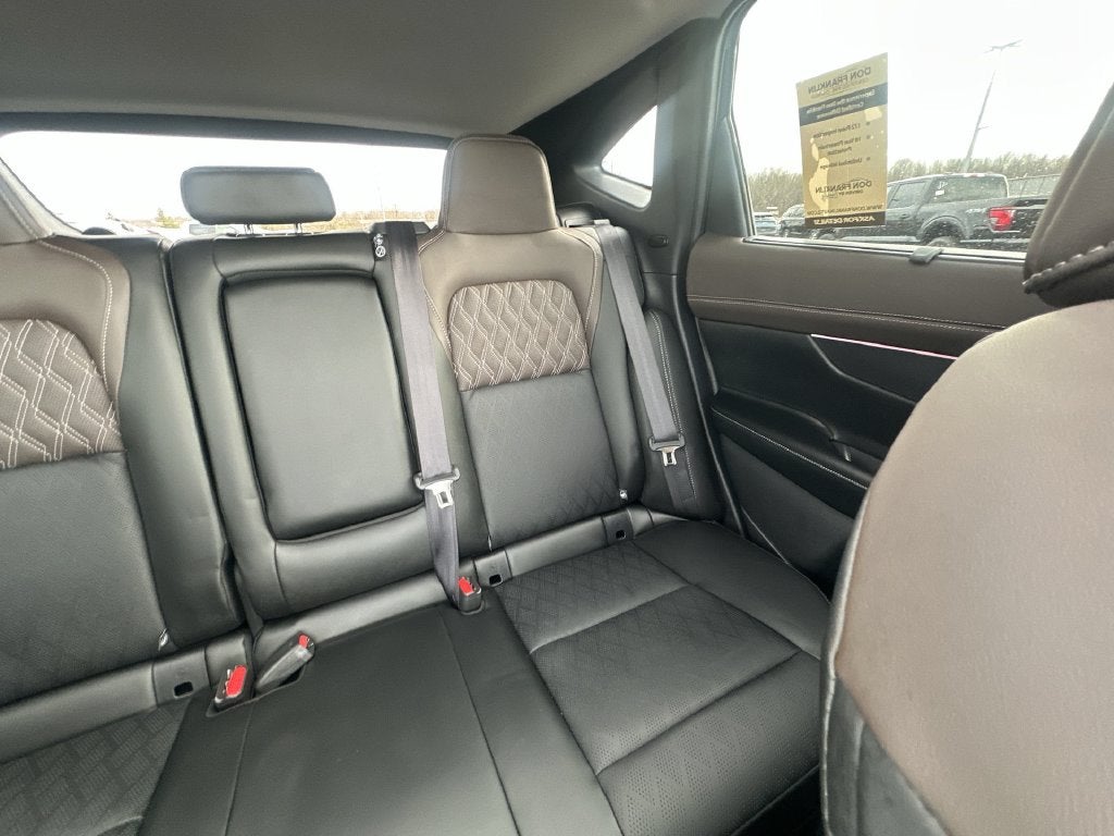 2025 Nissan Murano Platinum