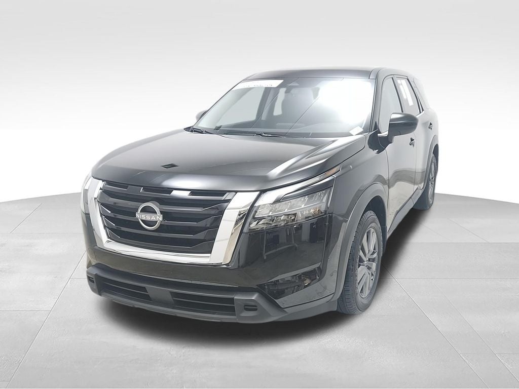 2023 Nissan Pathfinder S