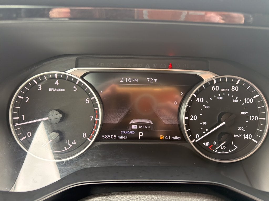 2024 Nissan Pathfinder SV