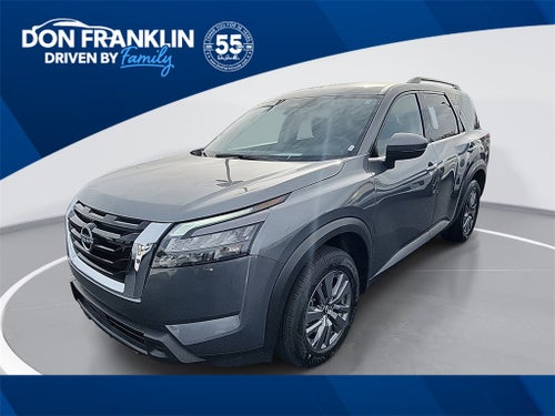 2025 Nissan Pathfinder SV