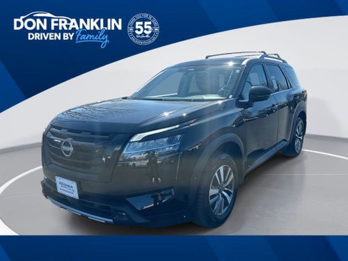 2023 Nissan Pathfinder SL