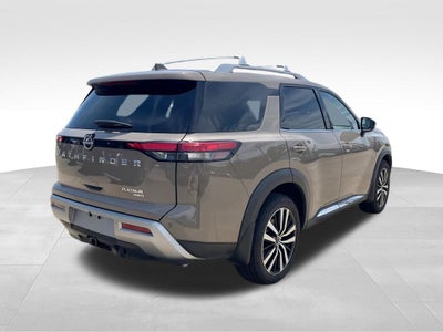2025 Nissan Pathfinder Platinum