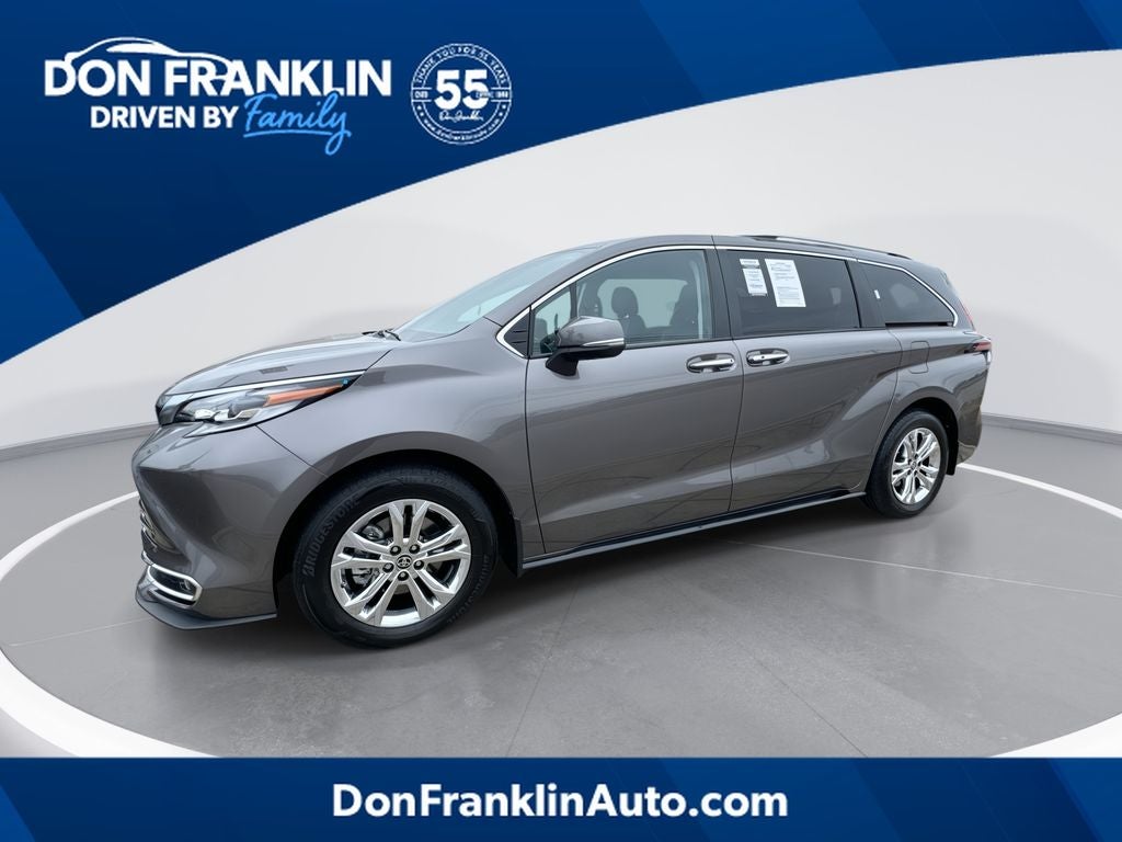 2023 Toyota Sienna Platinum 7 Passenger