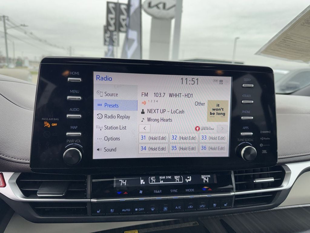 2023 Toyota Sienna Platinum 7 Passenger