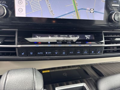 2023 Toyota Sienna Platinum 7 Passenger