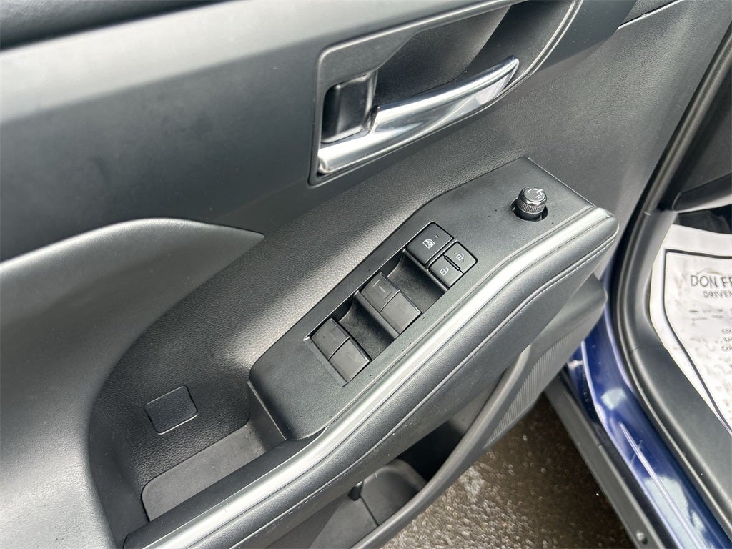 2022 Toyota Highlander Hybrid XLE