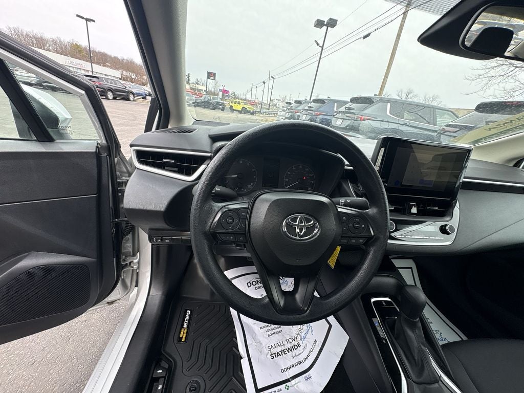 2025 Toyota Corolla LE