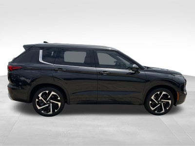 2023 Mitsubishi Outlander SEL