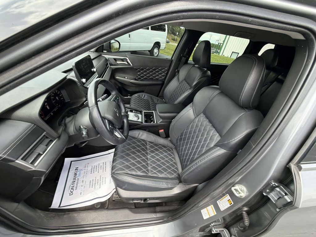 2022 Mitsubishi Outlander SEL
