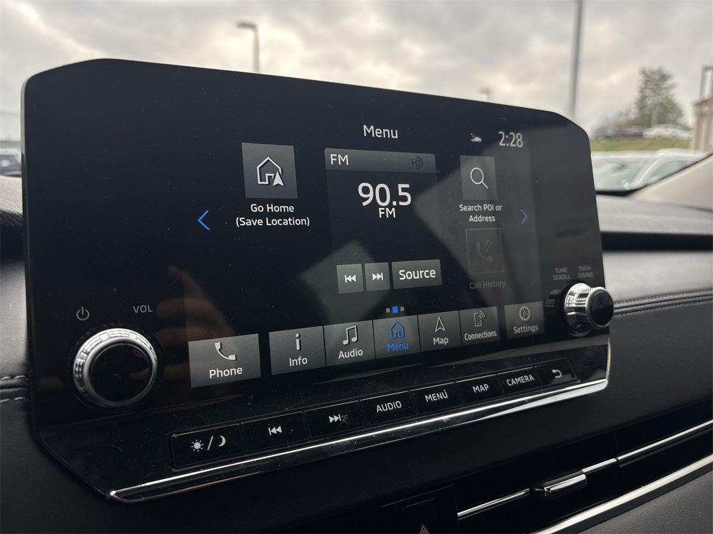 2023 Mitsubishi Outlander PHEV SE