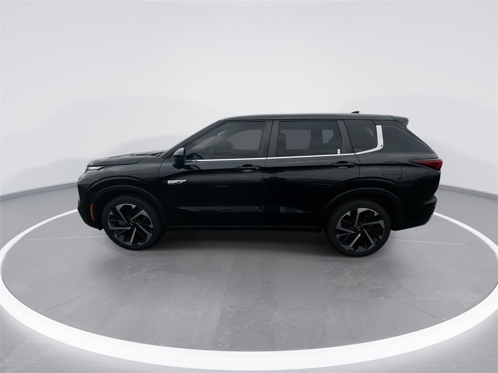 2023 Mitsubishi Outlander PHEV SE