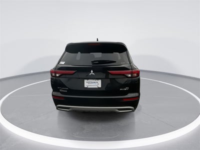 2023 Mitsubishi Outlander PHEV SE