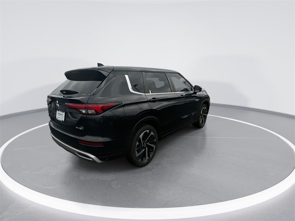 2023 Mitsubishi Outlander PHEV SE