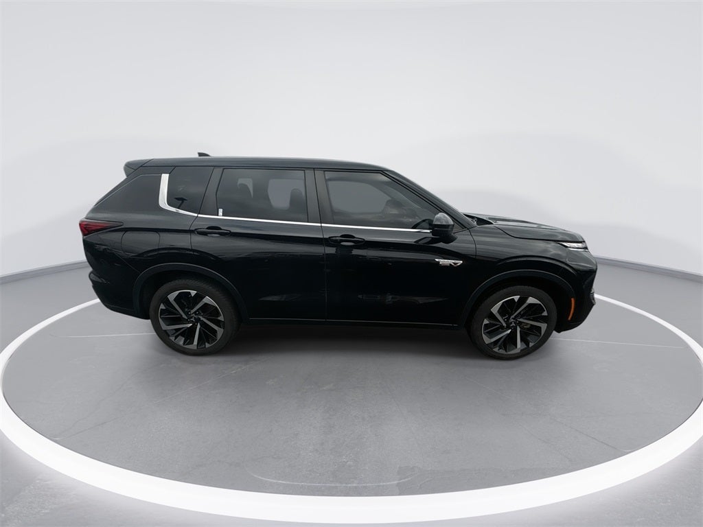 2023 Mitsubishi Outlander PHEV SE