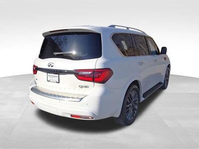2022 INFINITI QX80 Premium Select