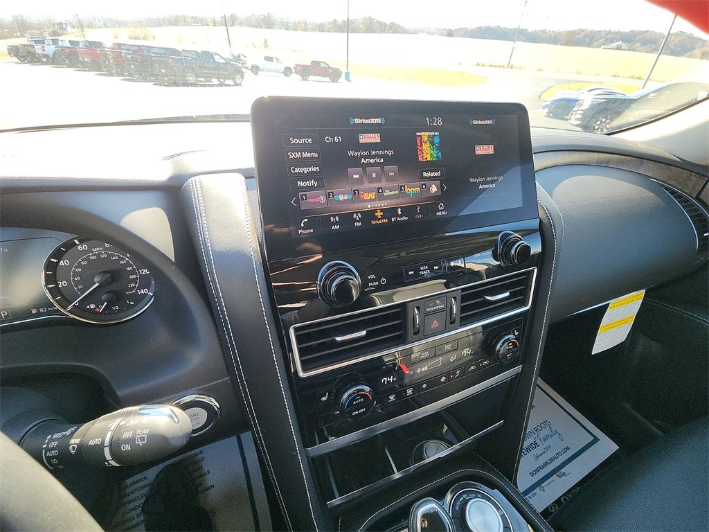 2024 INFINITI QX80 Premium Select