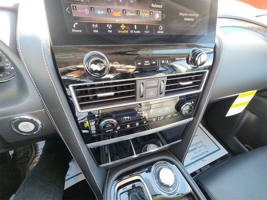 2024 INFINITI QX80 Premium Select