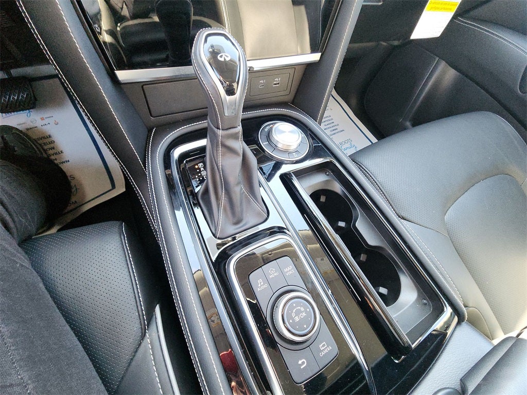 2024 INFINITI QX80 Premium Select