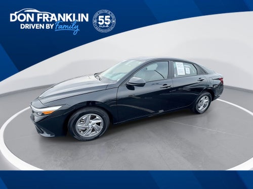 2024 Hyundai Elantra SE