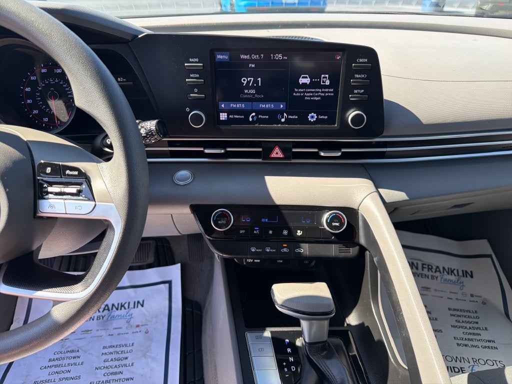 2023 Hyundai Elantra SEL