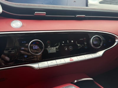 2023 Genesis GV70 2.5T